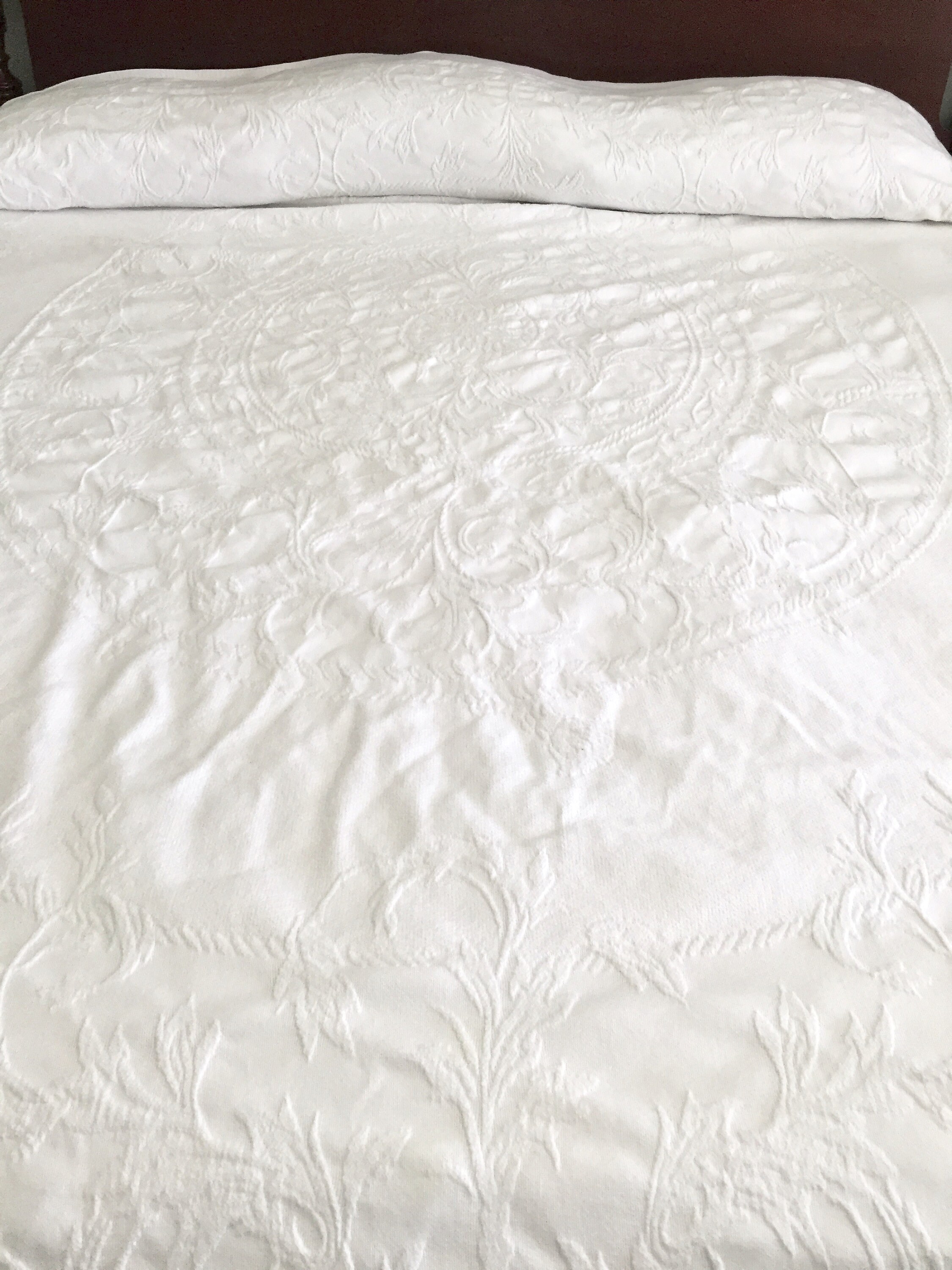 White Cotton Woven Bedspread, Vintage Jacquard Queen Size Coverlet, 2