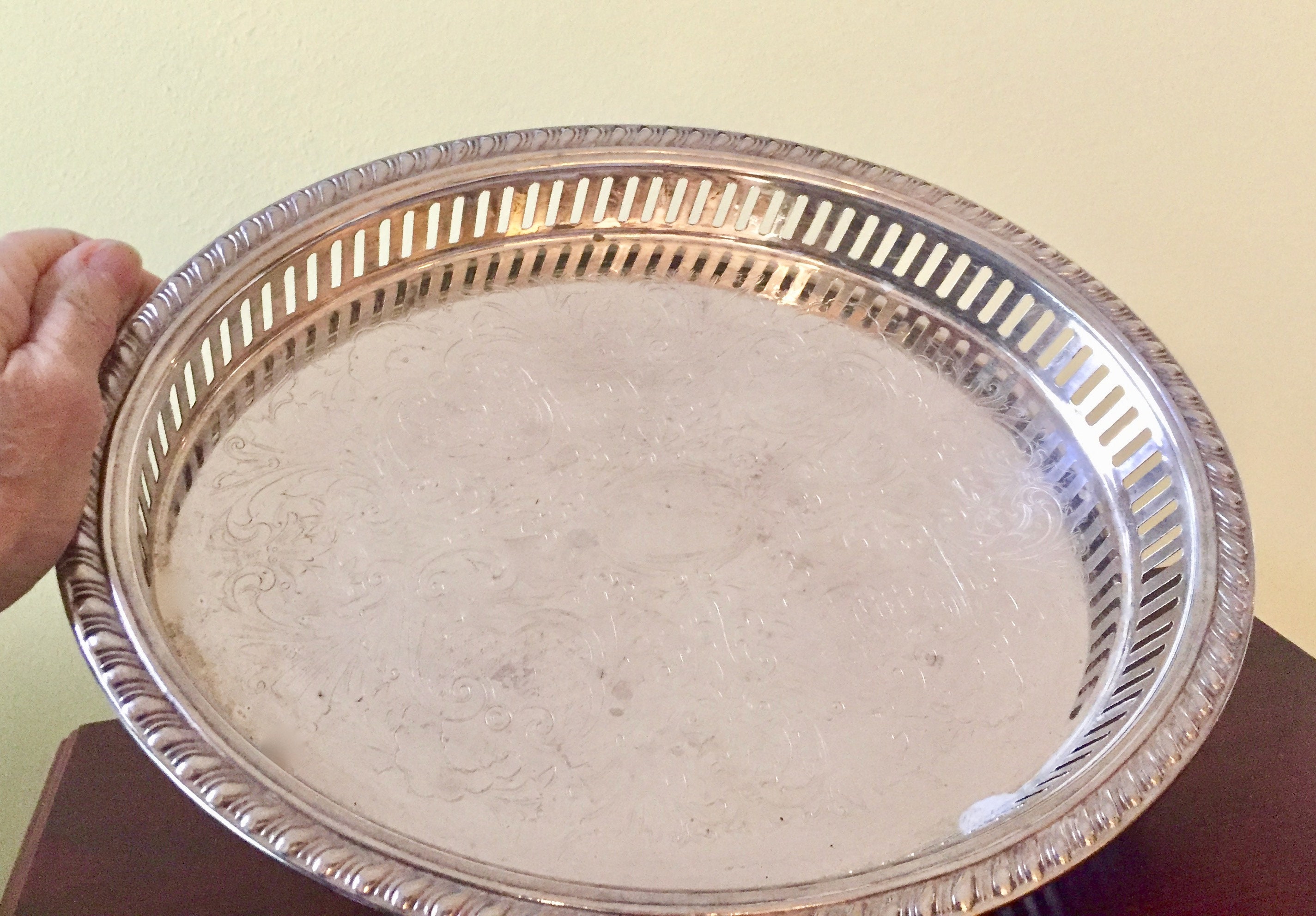 Silver Oval Gallery Tray, Small Oval Silver Plate Gallery Tray with