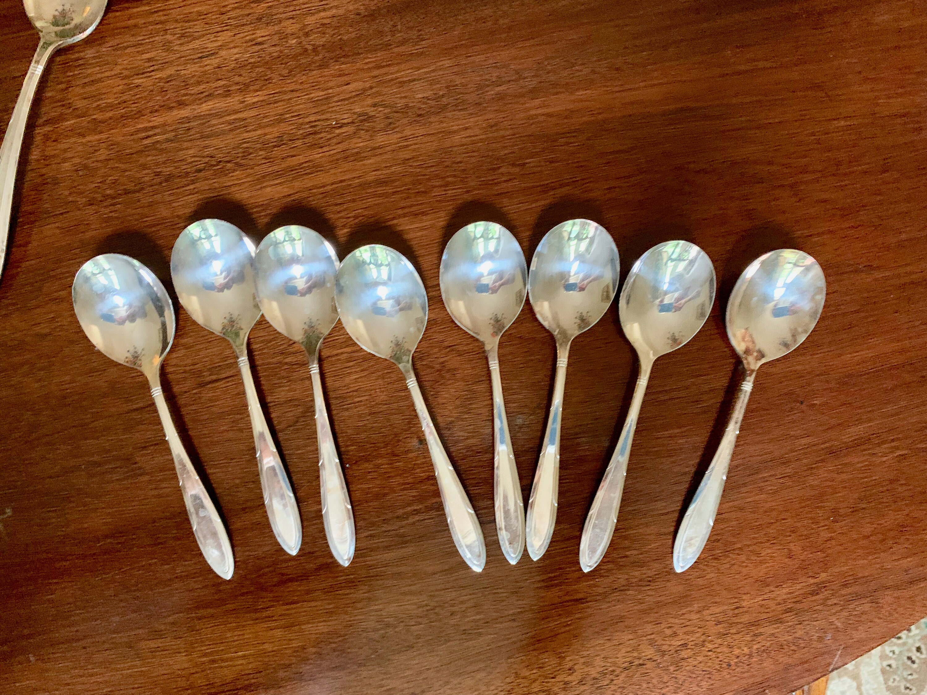 Reserve Suzanne, Nobility Silver Plate Flatware, Reverie Pattern 8