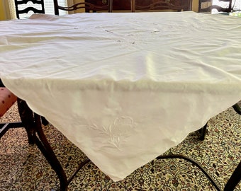 White Embroidered Tablecloth, Vintage Tablecloth Centerpiece Tablecloth, 49.5 x 51.5 Inch White Table Topper Tablecloth, French Cottage