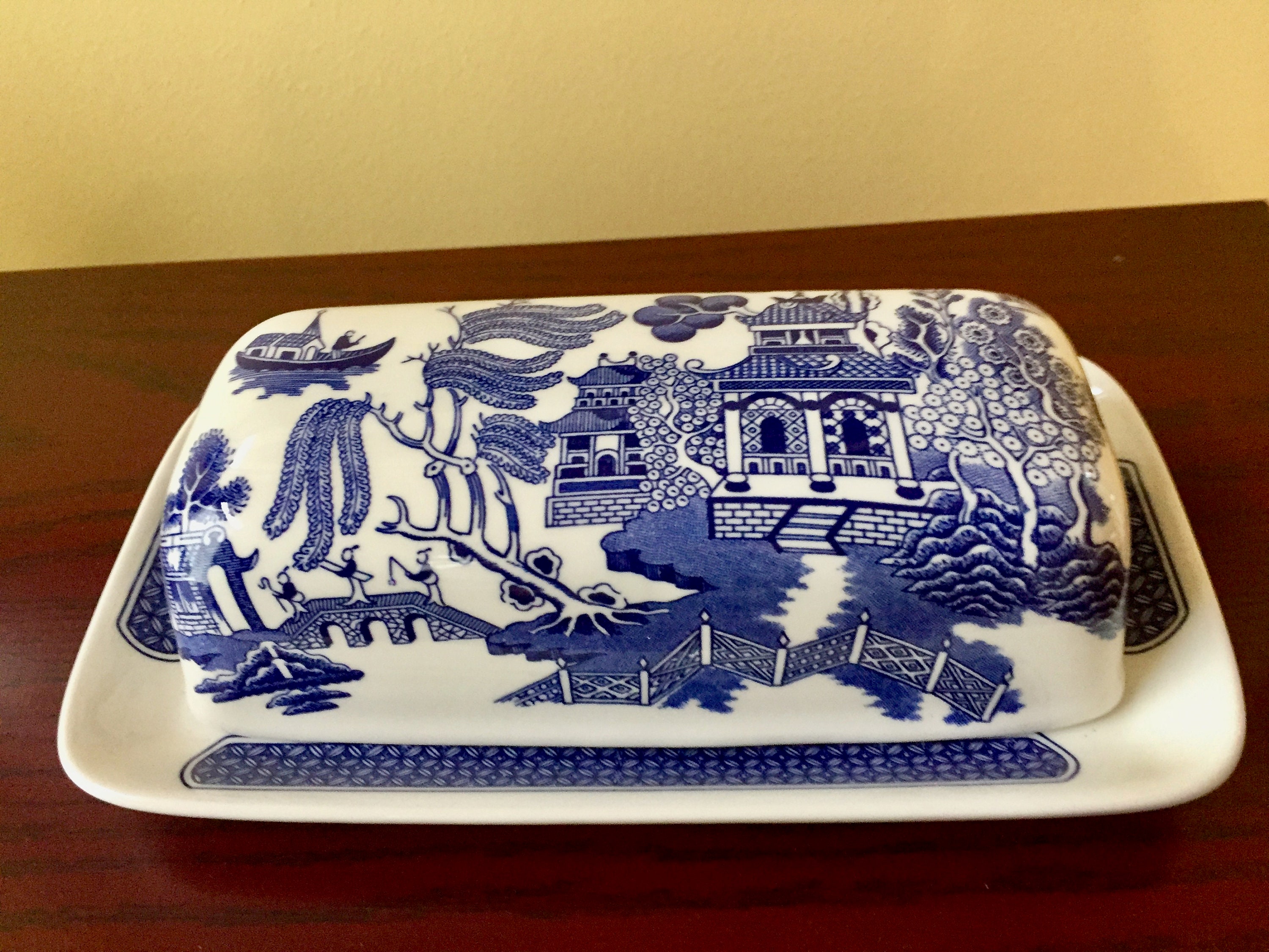 butter dish-pottery butter dish-covered ceramic butter dish — CRUTCHFIELD  POTTERY