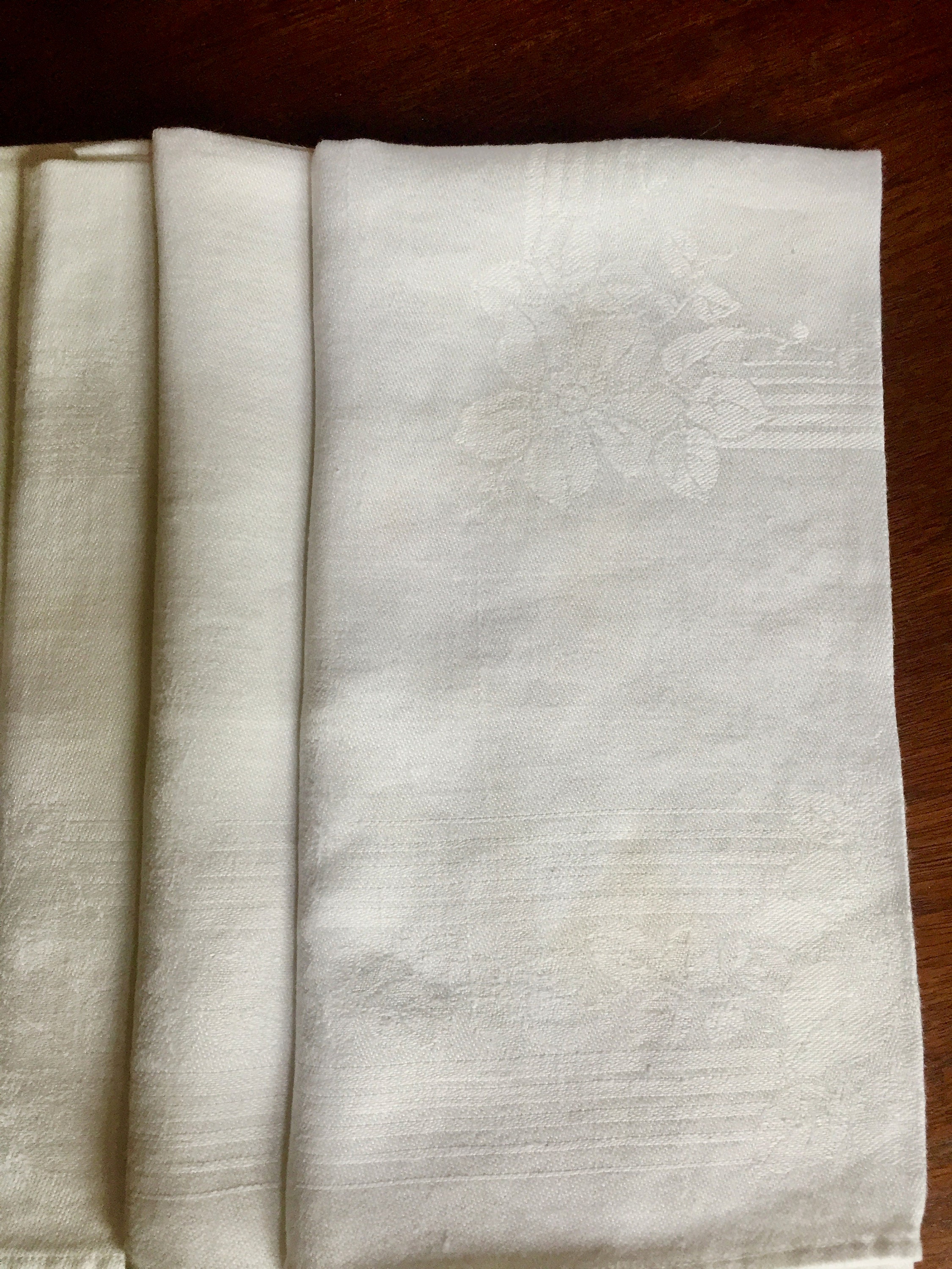 Large White Damask Napkins Set of 6, 20 Inch, Holiday Dining, French
