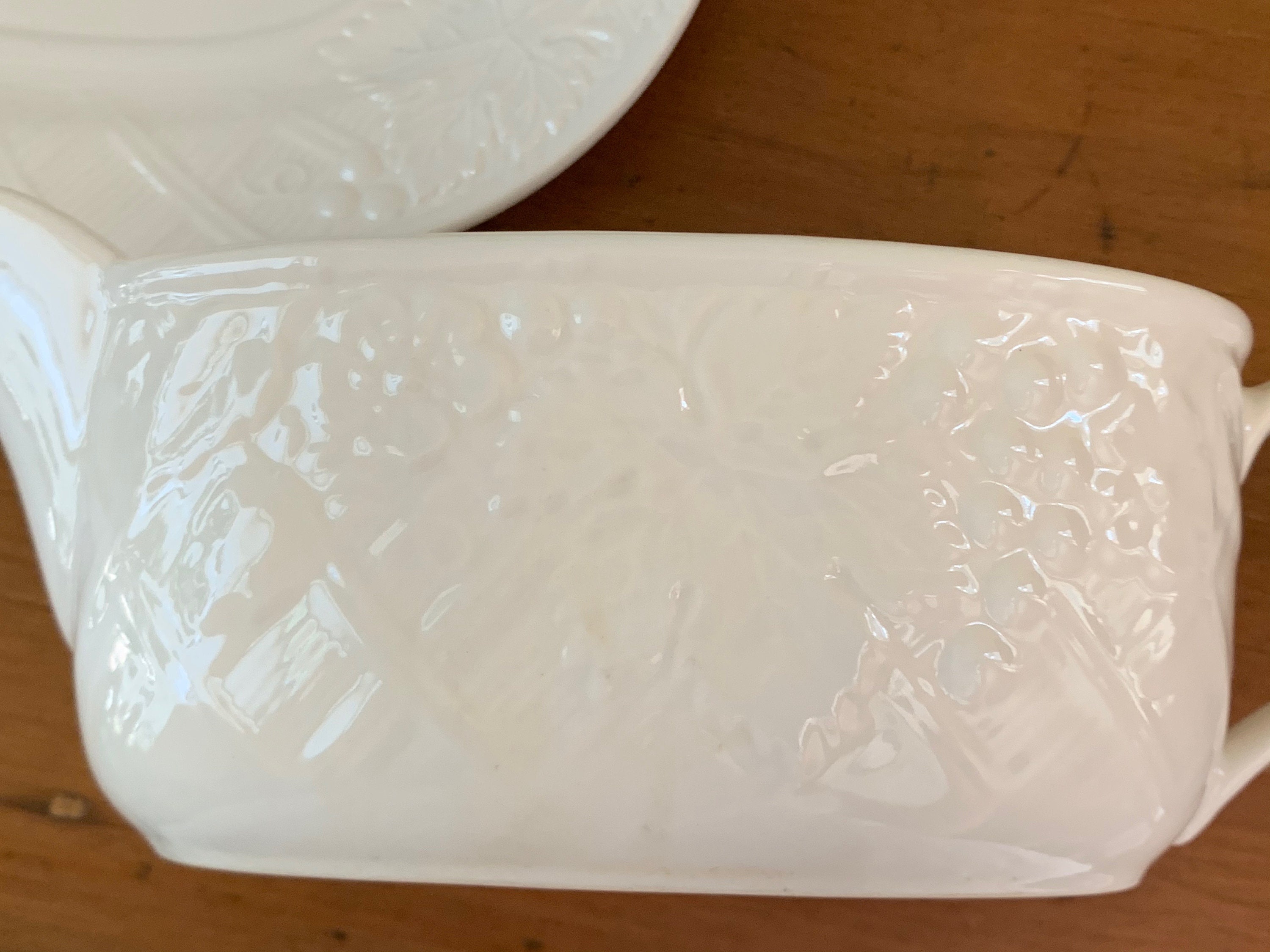 Mikasa English Countryside Gravy Boat with Underplate, Vintage Mikasa