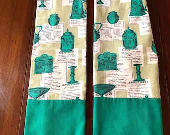 Green White Tea Towel, 60's Kitchen Tea Towel, 2 Available Each Sold Separately, Hunter Green Cream, Housewarming Gift