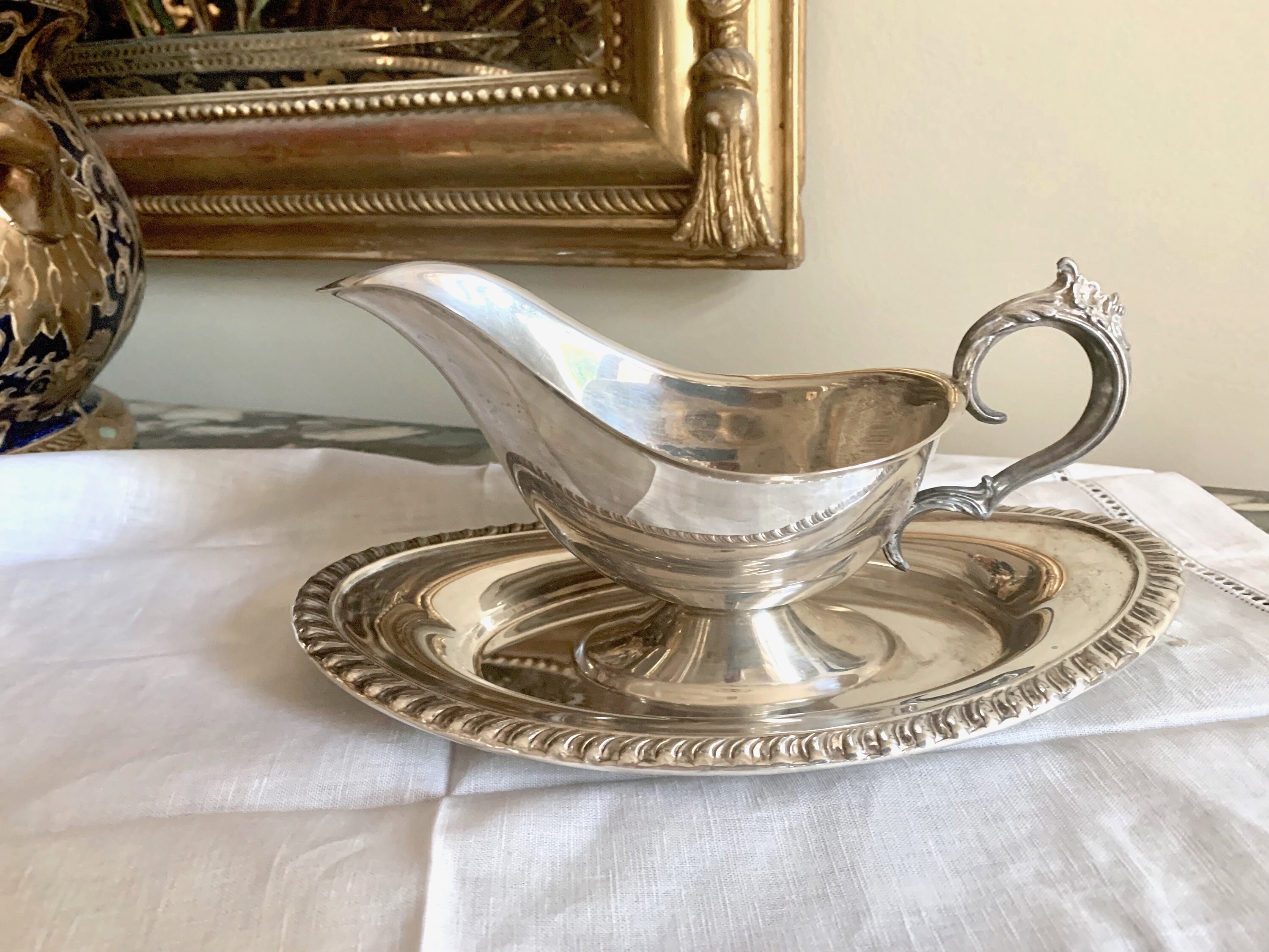 Silver Plate Gravy with Attached Underplate, Vintage Silver Serving Gravy Boat, Rope Braided