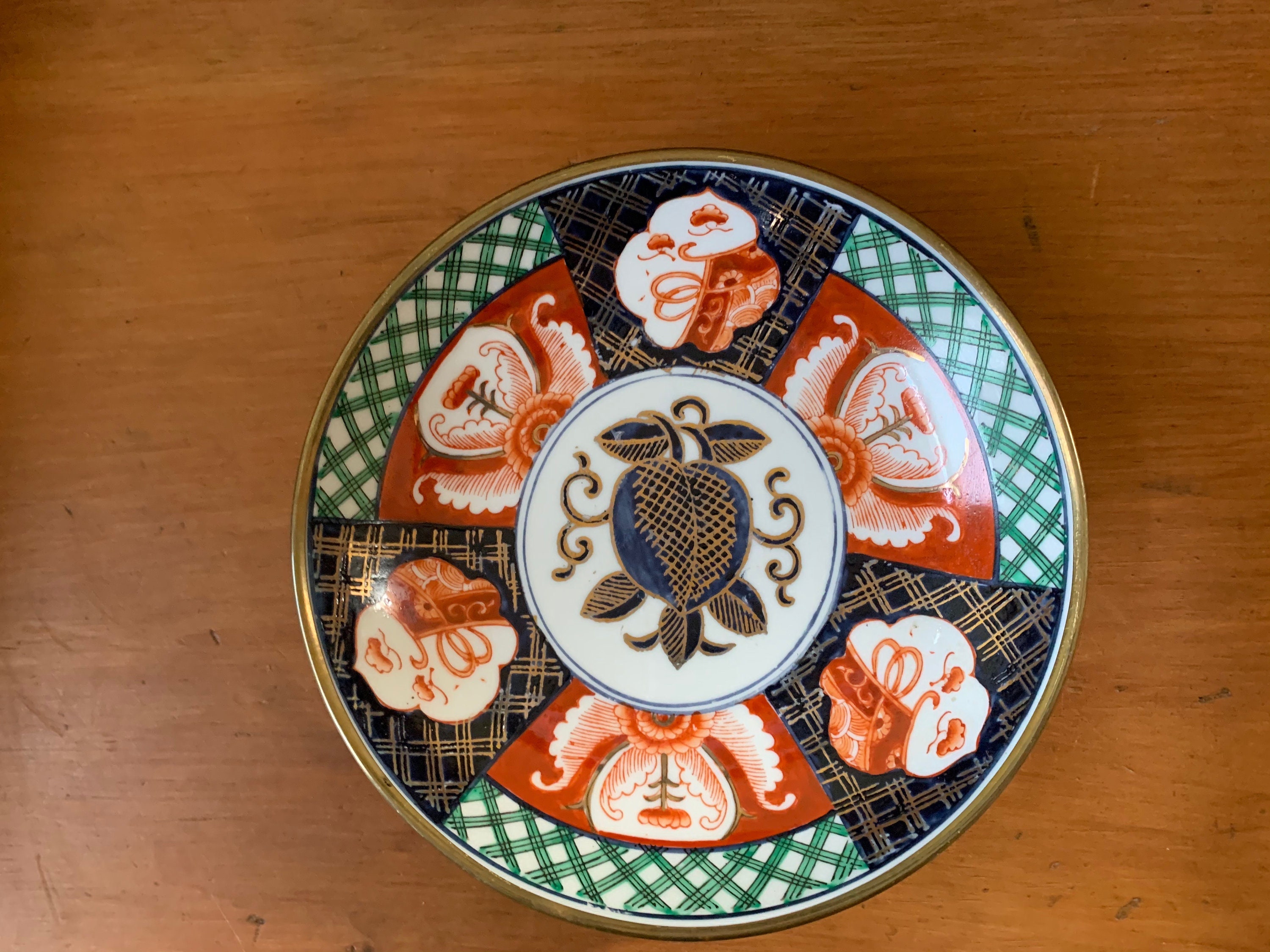 Imari Bowl with Brass Bottom, Vintage Asian Porcelain Brass Bowl Dish