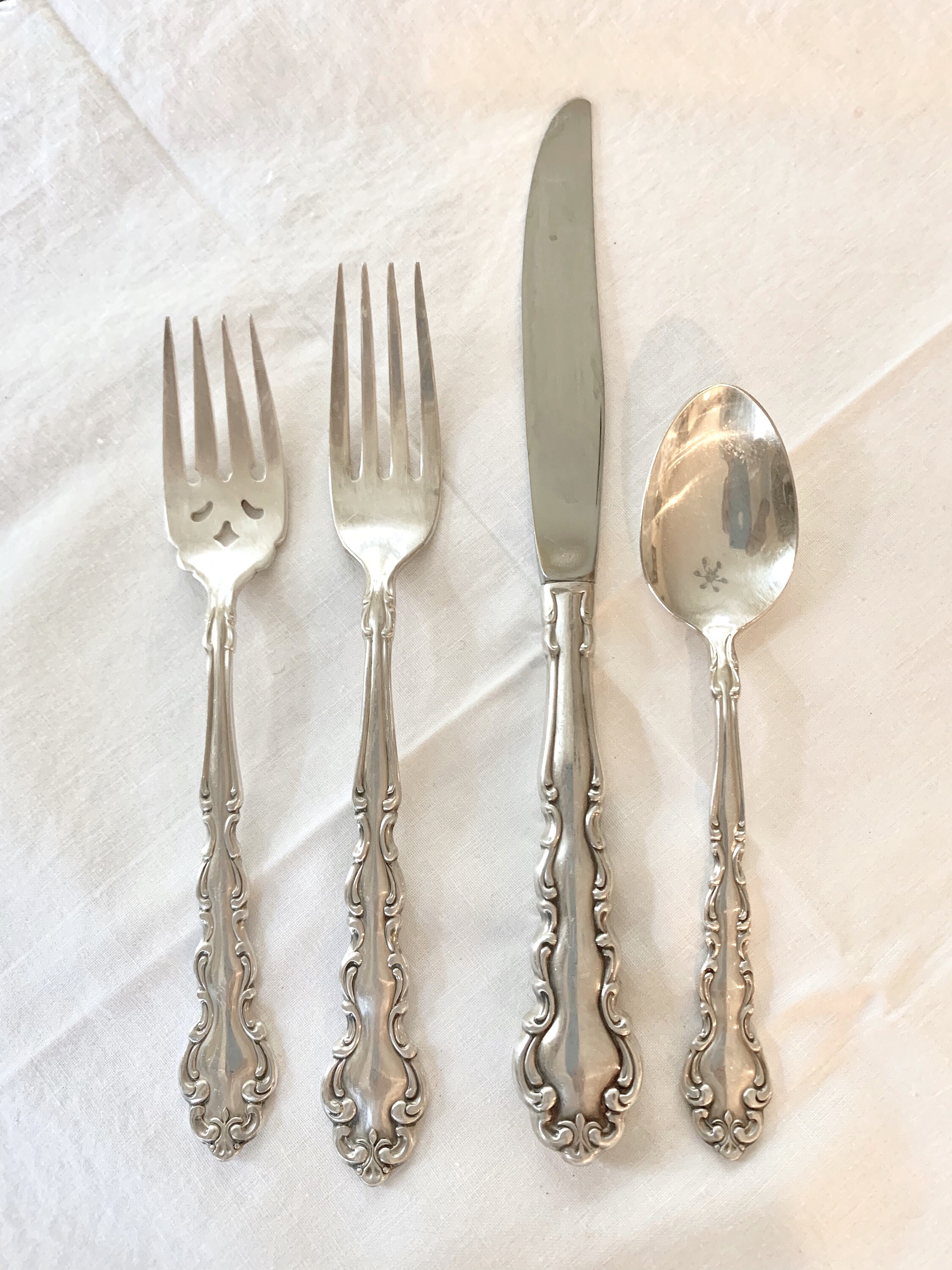 Vtg 1969 Community Finest Silverplate Modern Baroque Silverware