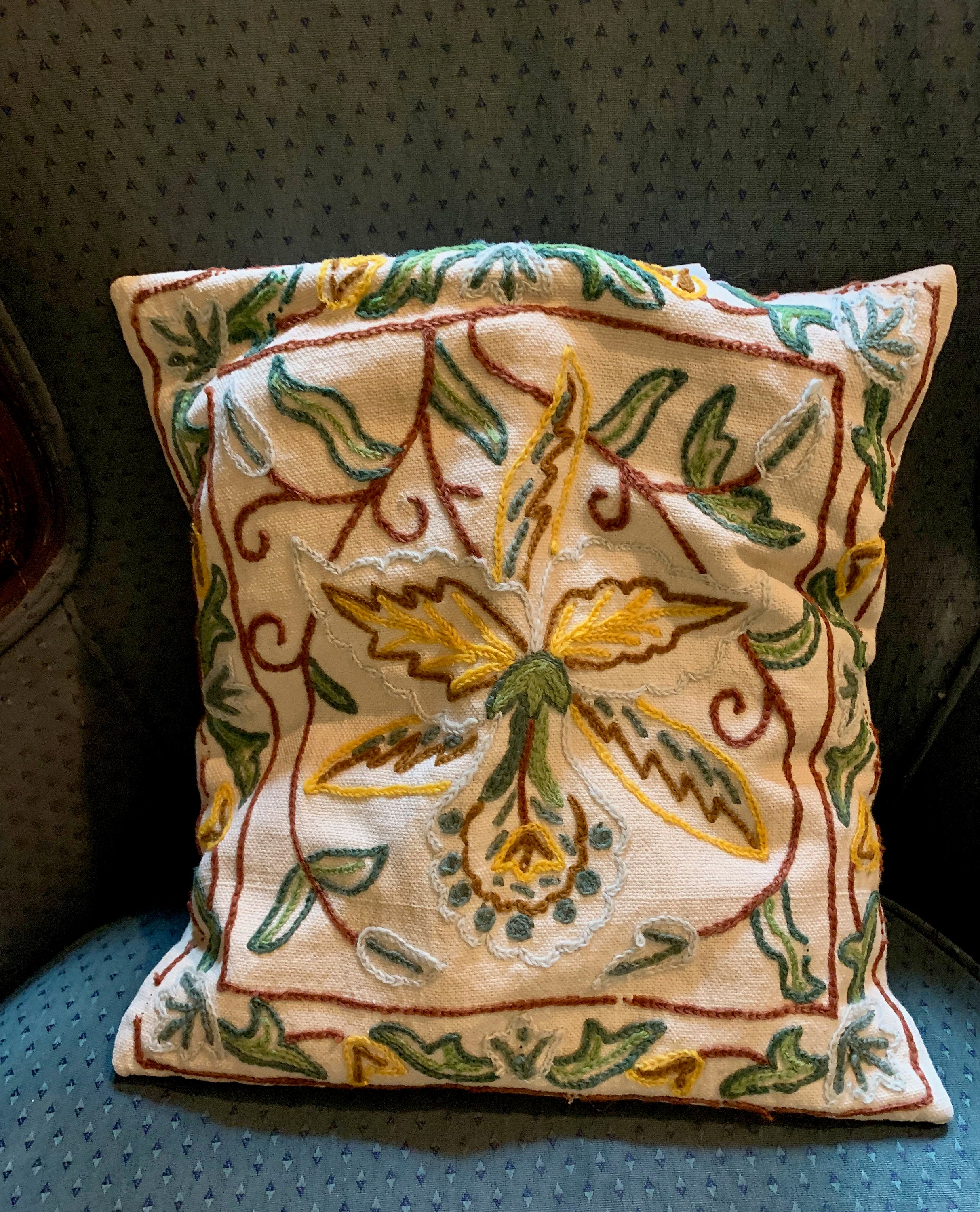 Crewel Pillow, Handmade Vintage Crewel Pillow Cover with Form, Green