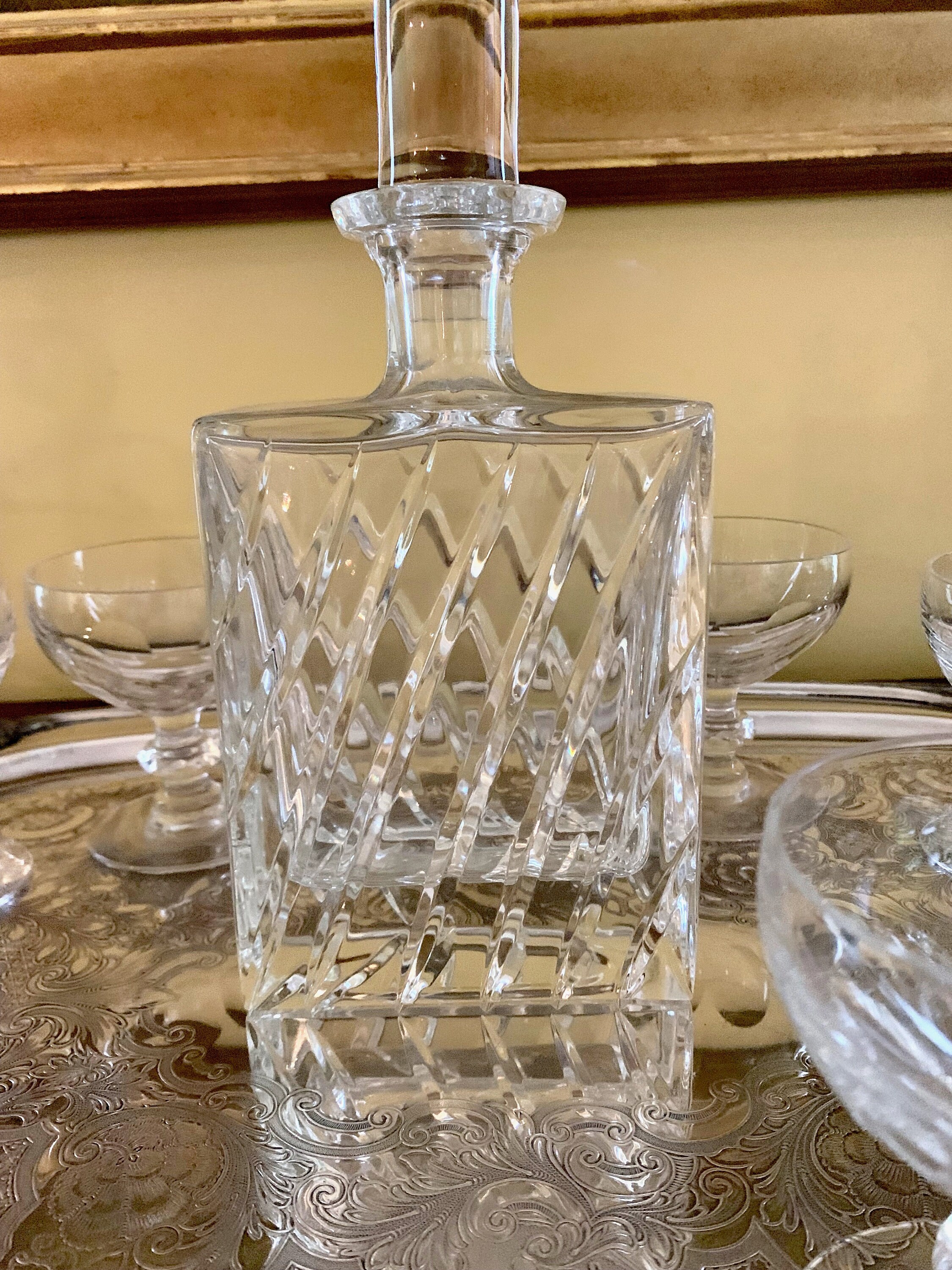 Crystal Decanter, Heavy Lead Crystal Whiskey Decanter with Stopper