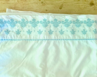 Vintage White Sheet with Blue Trim, Queen Size White Sheet with Blue Embroidered Trim, 81 x 109 Inches, Cottage Farmhouse Bedding