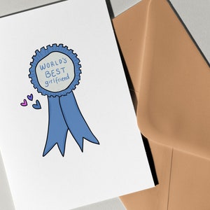 World's Best Girlfriend Card di Eastern Trend Collective. Biglietto di auguri. Biglietto di compleanno per lei. Biglietto di anniversario. Biglietto di fidanzamento