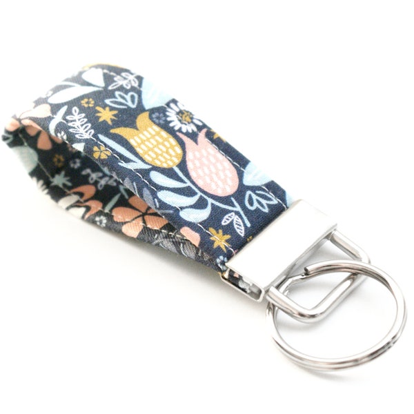 Mini Navy Floral Key Fob with Optional Tassel - 2.5 or 3.5 Inch Key Ring - Cute Short Key Chain - Finger Keychain Strap - Tulips - Boho