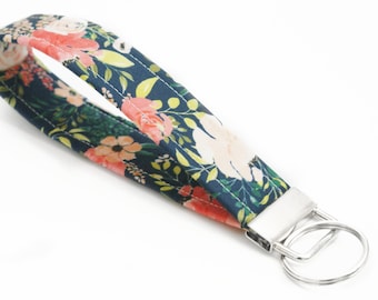 Floral Fabric Key Fob - Peach Posies - 5 Inch Key Ring - Tassel Key Chain - Cute Key Wristlet - Short Lanyard Strap Keychain - Mother's Day