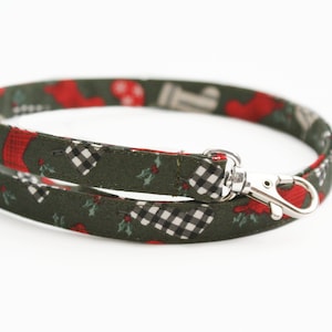 Christmas Lanyard - Teacher Fabric Key Lanyard - Cute Skinny ID Badge Lanyard - Optional Breakaway - Winter Stocking Print on Dark Green