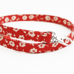 Fabric Lanyard - Red and Cream Vintage Floral - Skinny Key Lanyard ID Strap - 19.5 Inch Long Drop - Teacher Lanyard - Cute Badge Lanyard