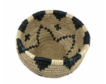 Basketry Kit | MYO Basket Kit | Traditional Coiled Basket Weaving Kit - Expanded - Three Rod - Makes a 4-6in. Basket (wckcoiledexp)