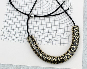 Black and Gold Necklace, Black and Gold Statement Necklace, Black and Gold Bib Necklace, Black and Gold Curve Necklace, Geometric Necklace