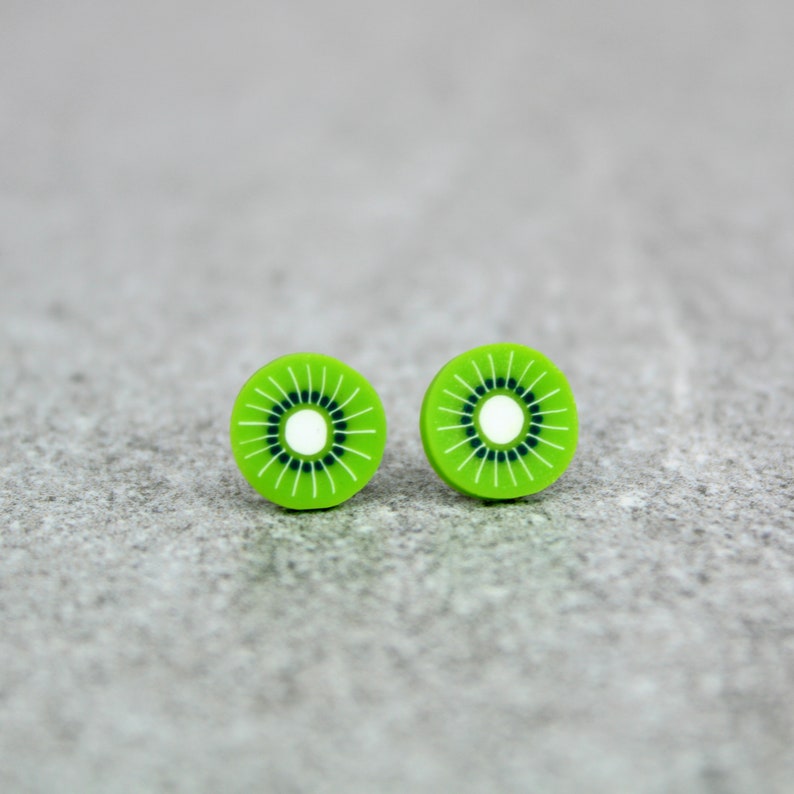 Kiwi Fruit Oorbellen, Kiwi Fruit Studs, Schattige oorbellen, Kiwi Oorbellen, Kiwi Fruit Posts, Nieuwigheid oorbellen, Fruit Oorbellen, Brievenbuscadeaus afbeelding 4