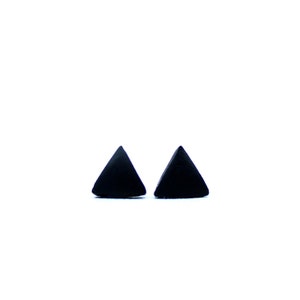 Black triangle earrings, black triangle studs, black triangles, geometric earrings, minimalist black earrings, everyday studs, black studs