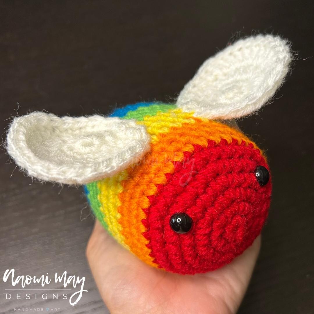 Rainbow Bee Crochet Stuftie - Rainbow Stripes & White Wings - Etsy