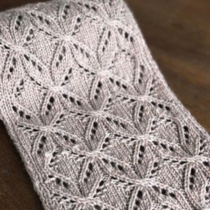 KNITING PATTERN Spring Lace Scarf, Love me Knot with free video tutorials image 3