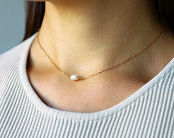 ASYMMETRIC GOLD PEARL Necklace, Pearl choker paperclip chain necklace, Freshwater pearl gold-filled necklace, Gift for her, Bohemian Fringe
