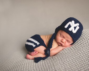 newborn yankee outfit