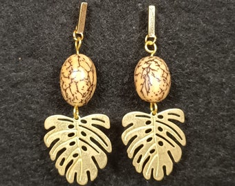 Brass Monstera Leaf Charm and Betel Nut Seed Dangle Stud Earrings