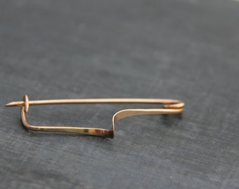 Minimalist, modern Shawl pin, scarf pin, sweater pin, brooch in bronze or German silver, metal work, hammered, simple, line, gold tone