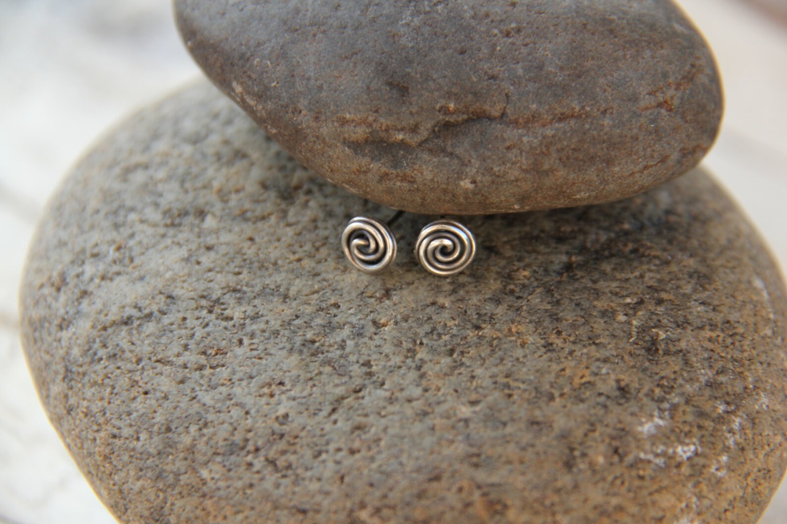 Rose Bud Knot Minimalist Sterling Silver or Copper Stud Etsy