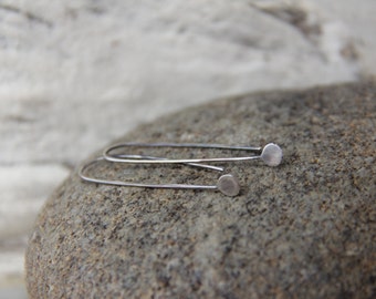 Minimalist sterling silver earrings, tiny drops earrings, modern silver earrings, tiny simple earrings, oxidized or polished shiny silver