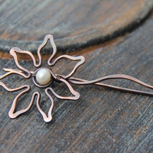 Shawl pin, scarf pin, brooch, cardigan clasp, copper shawl pin "Sunflower", floral, woodland shawl pin, pearl and copper,