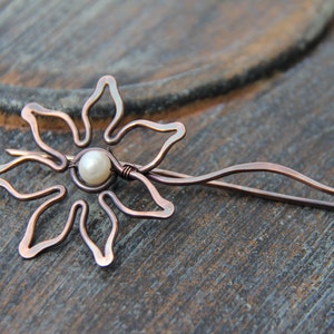 Shawl pin, scarf pin, brooch, cardigan clasp, copper shawl pin &quot;Sunflower&quot;, floral, woodland shawl pin, pearl and copper,