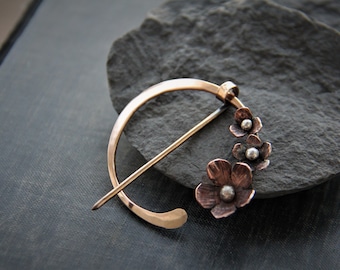 Floral Mixed metal fibula brooch, shawl pin, scarf pin, round bronze, copper and sterling silver pin, handmade, minimalist, gold tone