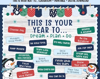 Puede incluir: Kit de tablón de anuncios con temática invernal con el texto "This is Your Year To... Dream, Plan, Do". Incluye frases motivacionales como "Choose Joy" y "Believe & Achieve". Presenta ilustraciones de muñecos de nieve y un borde decorativo.