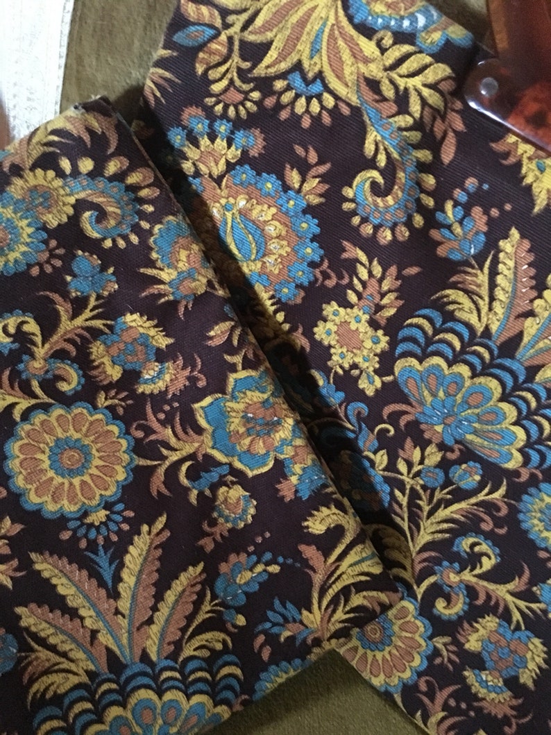 Two vintage floral tote bags