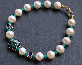 Pearl Bracelet with Enamelled Flowers and Turquoise.  Gold Plated.