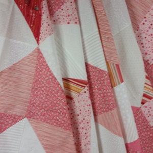 Unfinished quilt top Modern queen quilt Diamond pattern Queen quilt blanket, Pink and white Quilt kit Ready to quilt image 6