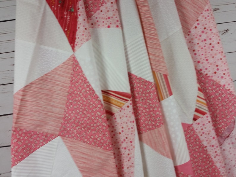 Unfinished quilt top Modern queen quilt Diamond pattern Queen quilt blanket, Pink and white Quilt kit Ready to quilt image 6