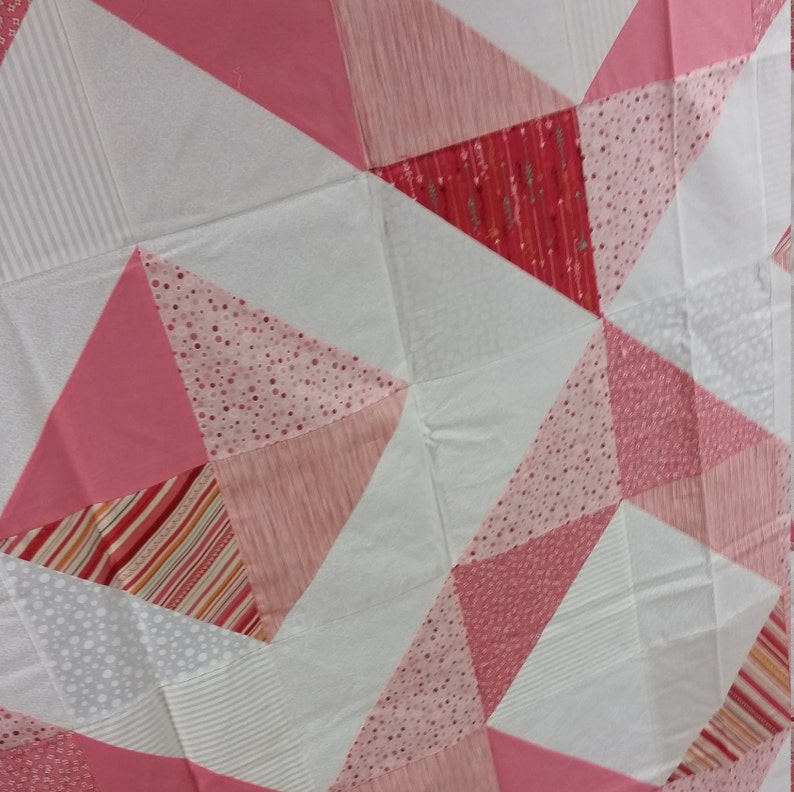 Unfinished quilt top Modern queen quilt Diamond pattern Queen quilt blanket, Pink and white Quilt kit Ready to quilt image 7