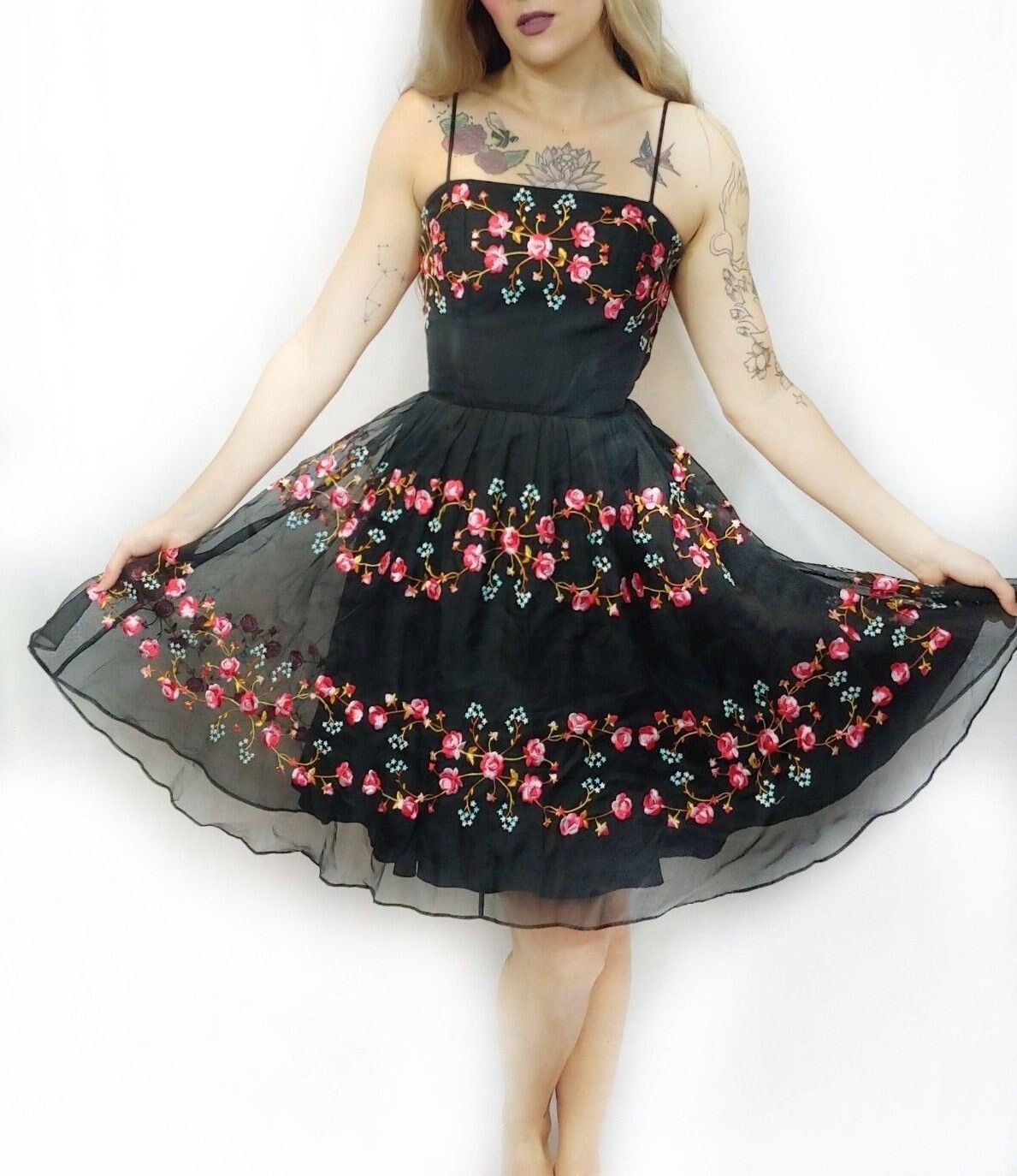 betsey johnson embroidered dress