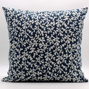 Navy Blue Coastal Throw Pillow Cover, Beachy Decor, Beach House Decor, Nautical Pillow Cover, Beach, Nautical, Beachy, Seaweed, Zipper