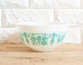 Vintage Pyrex Butterprint Cinderella Mixing Bowl 441, 1 1 2 pt