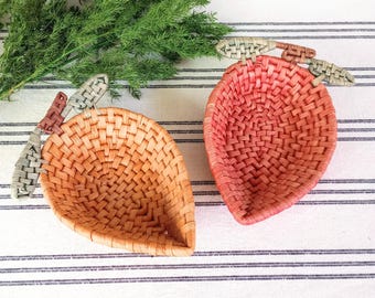 Paniers en herbe tressée, bols en forme de fraise, décoration de cuisine bohème
