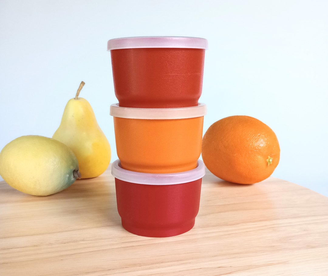 Tupperware Snack Cups Travel Size Storage Containers With Lids, Sauce