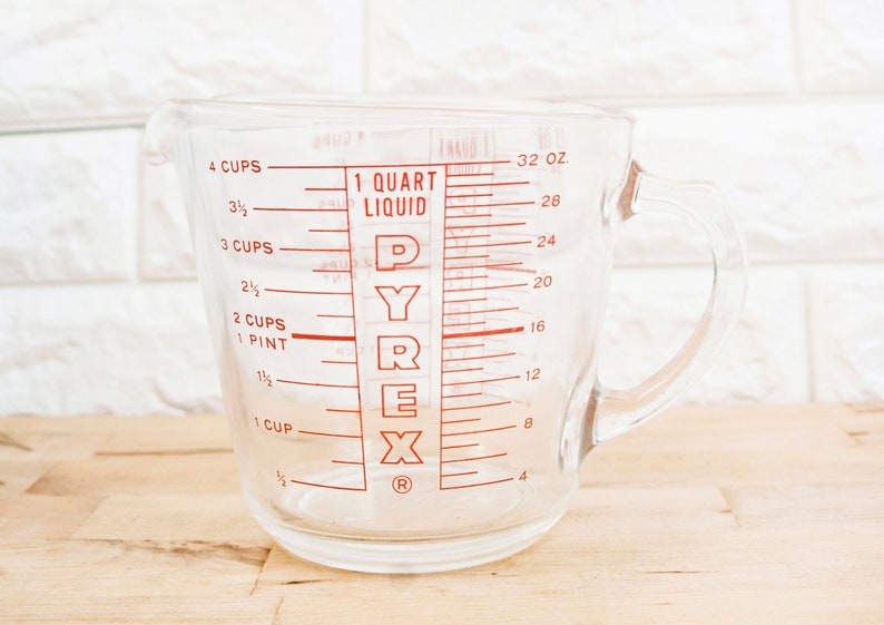 Download Made In Usa Vintage Pyrex 4 Cup Measuring Cup Red Print Text 32 Ounce 1 Qt