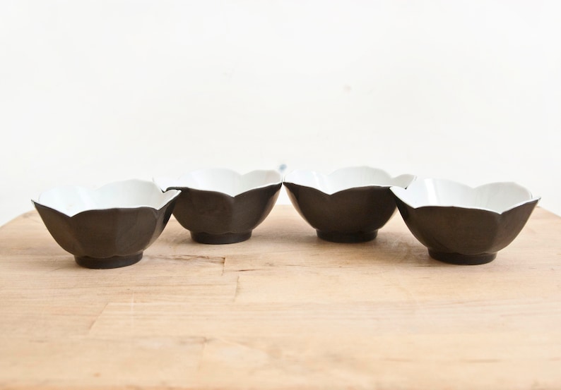 Vintage Japanese Lotus Flower Sauce Bowls Small Black White Side Dish Containers