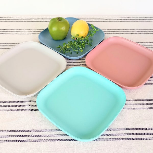 Tupperware Square Plates, Pastel Luncheon Plates Camping Supplies