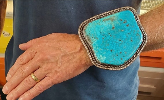 Vivid Spiderweb Vintage Native American Navajo Turquoise Sterling Silver Bracelet Old Cuff Vivid Spiderweb Vintage Native American Navajo Turquoise Sterling Silver Bracelet Old Cuff