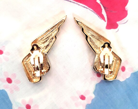 UNUSUAL and Fun! Lightning Bolt Design Super Powe… - image 3